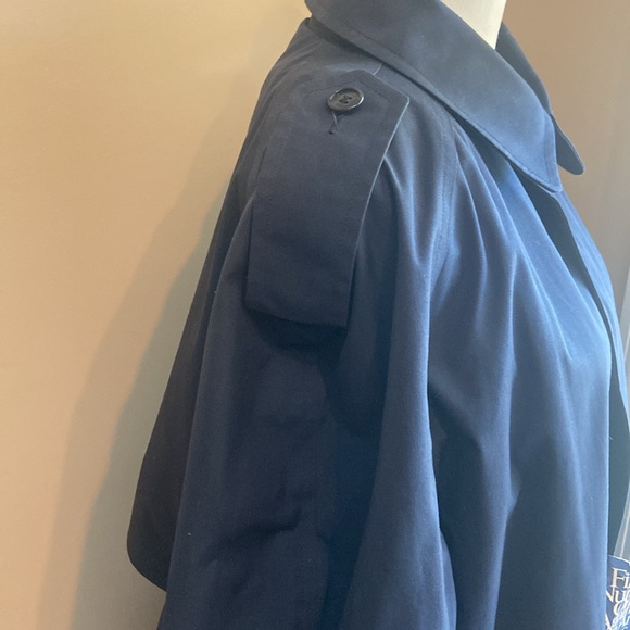 FASHION WORLD Career Apparel NWT Size 44 Reg Navy Thinsulate Trench Coat - Picture 3 of 12